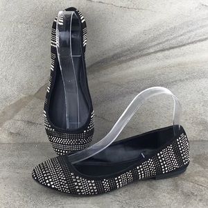 Apt. 9 Sofia Flats Size 6.5